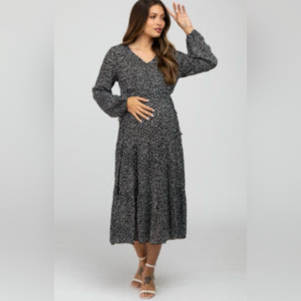 PinkBlush Vanilla Bay Maternity Black Dot Teired V-Neck Midi Dress Medium